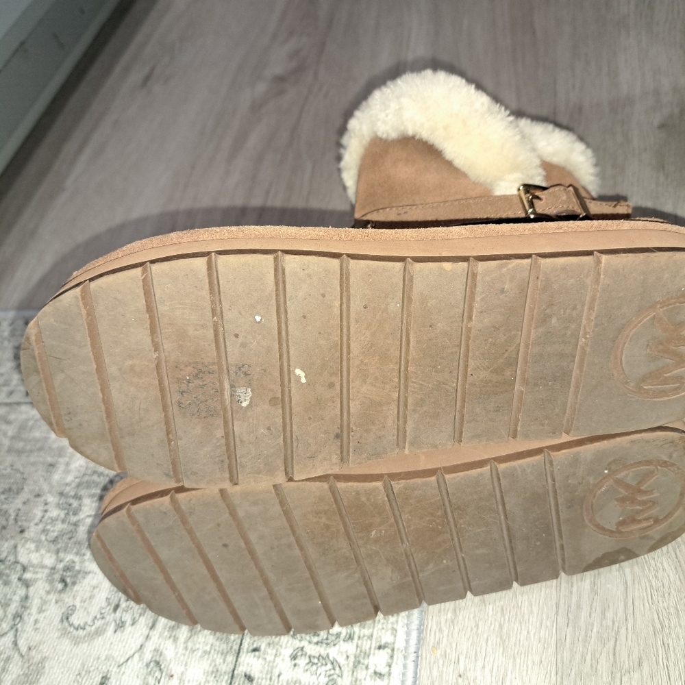 Michael Kors Tan Fur-Lined Winter Boots - Picture 4 of 5